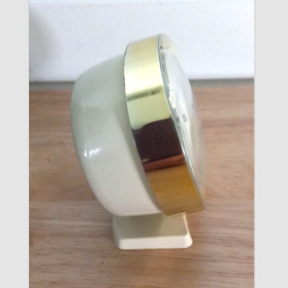 Vintage Westclox Big Ben Wind-Up Alarm Clock Gold Tone Beige Works Excellent - Picture 6 of 8